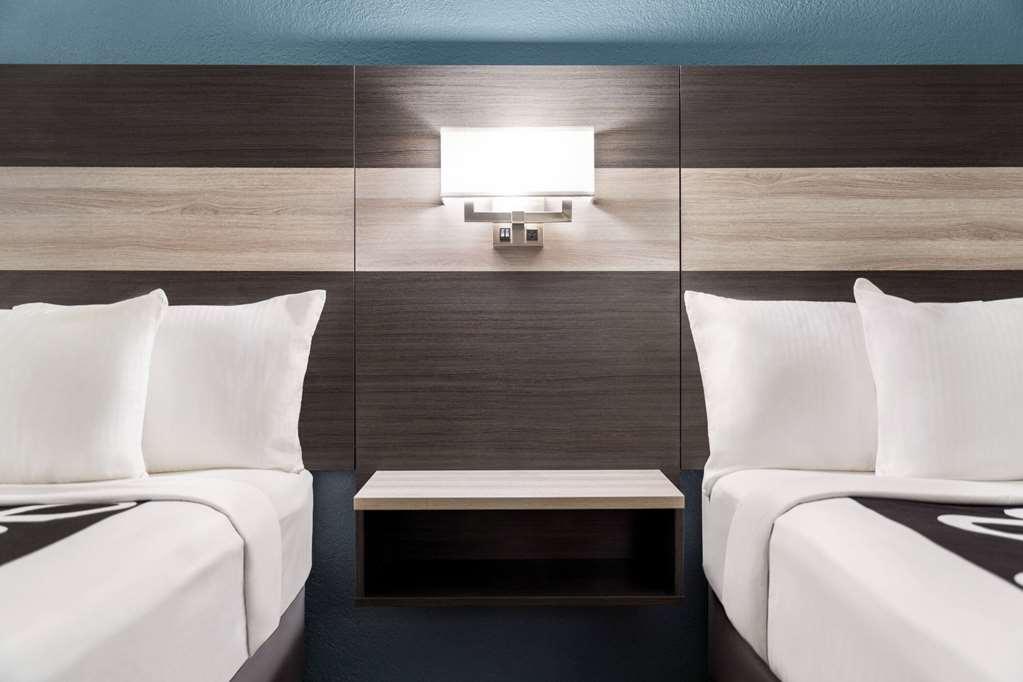 La Quinta Inn By Wyndham Victoria Habitación foto